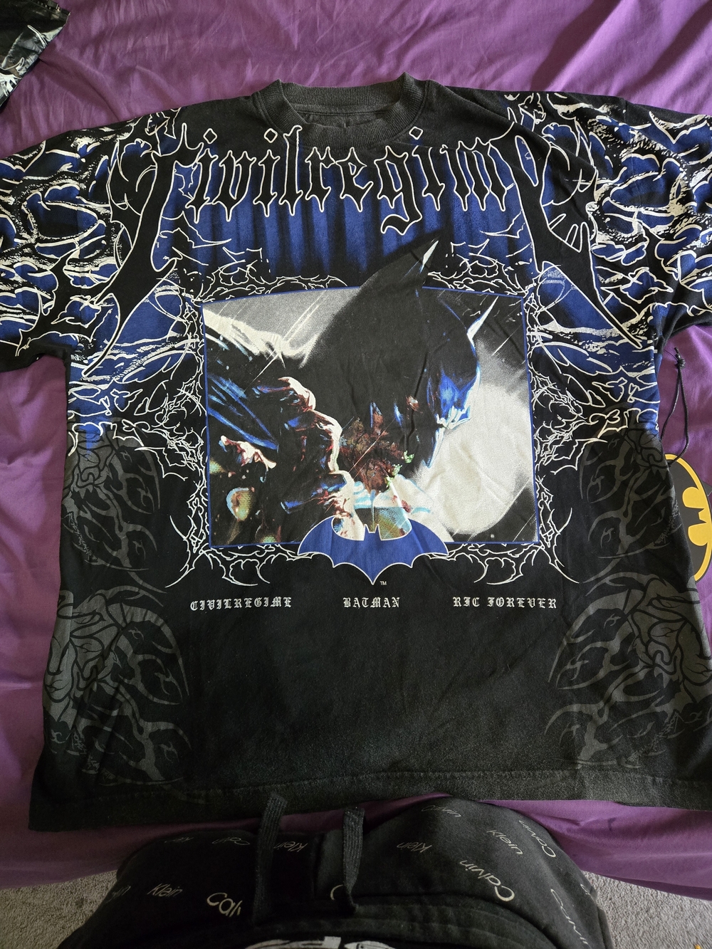 Batman Graphic Tee - Black & Blue Oversize Small Fits M